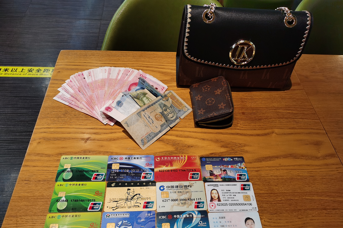 安陽(yáng)服務(wù)區(qū).png 安陽(yáng)服務(wù)區(qū).png